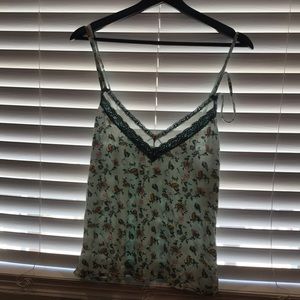 Jessica Simpson sleeping blouse 💕